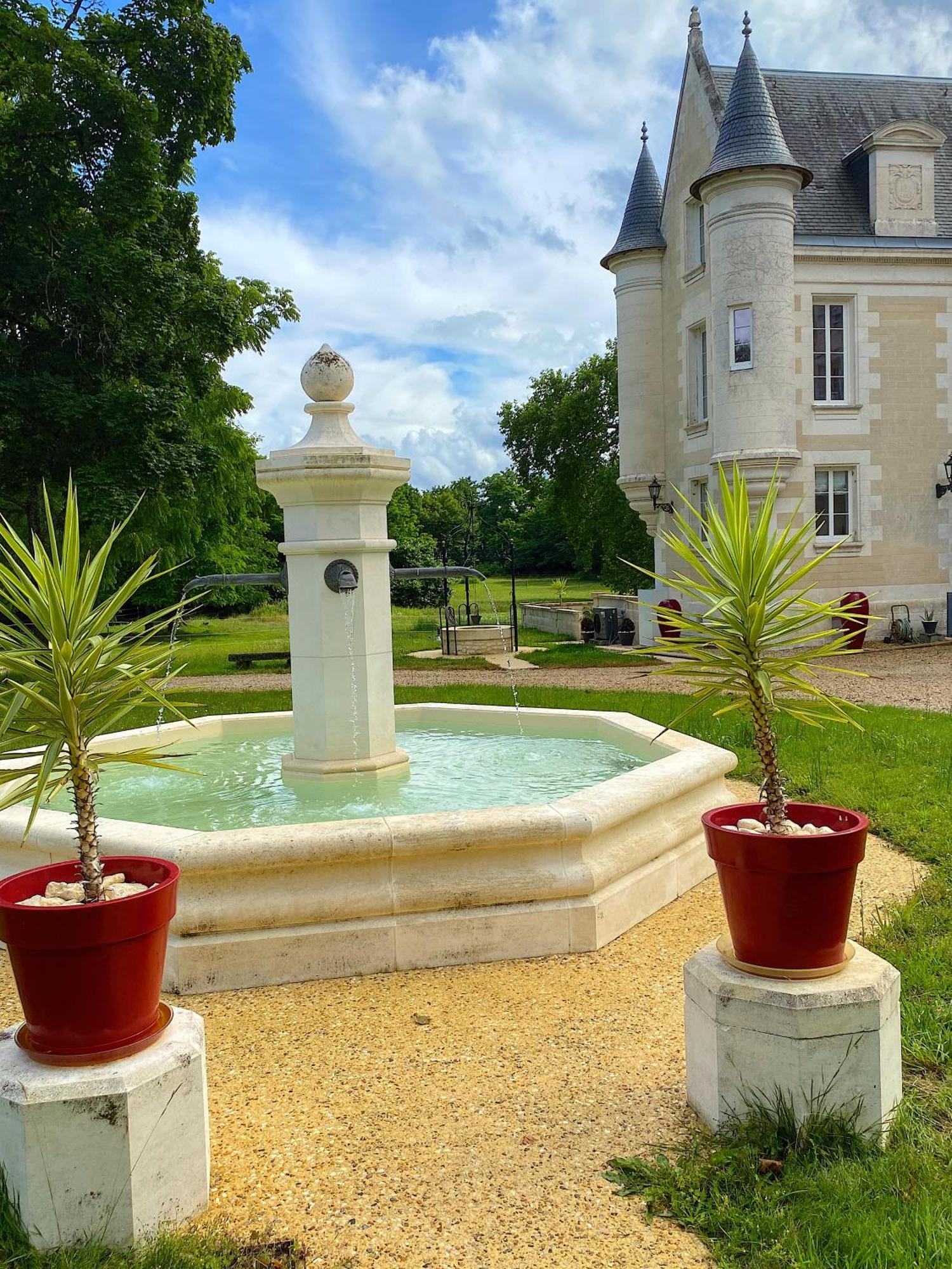 Chateau De Bellevue B&B Et Appartements Avec Piscine Saisonal Chauffee Et Chambres Partout Climatisees Saint-Avit  外观 照片
